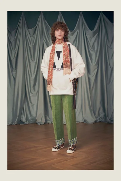 Look 9